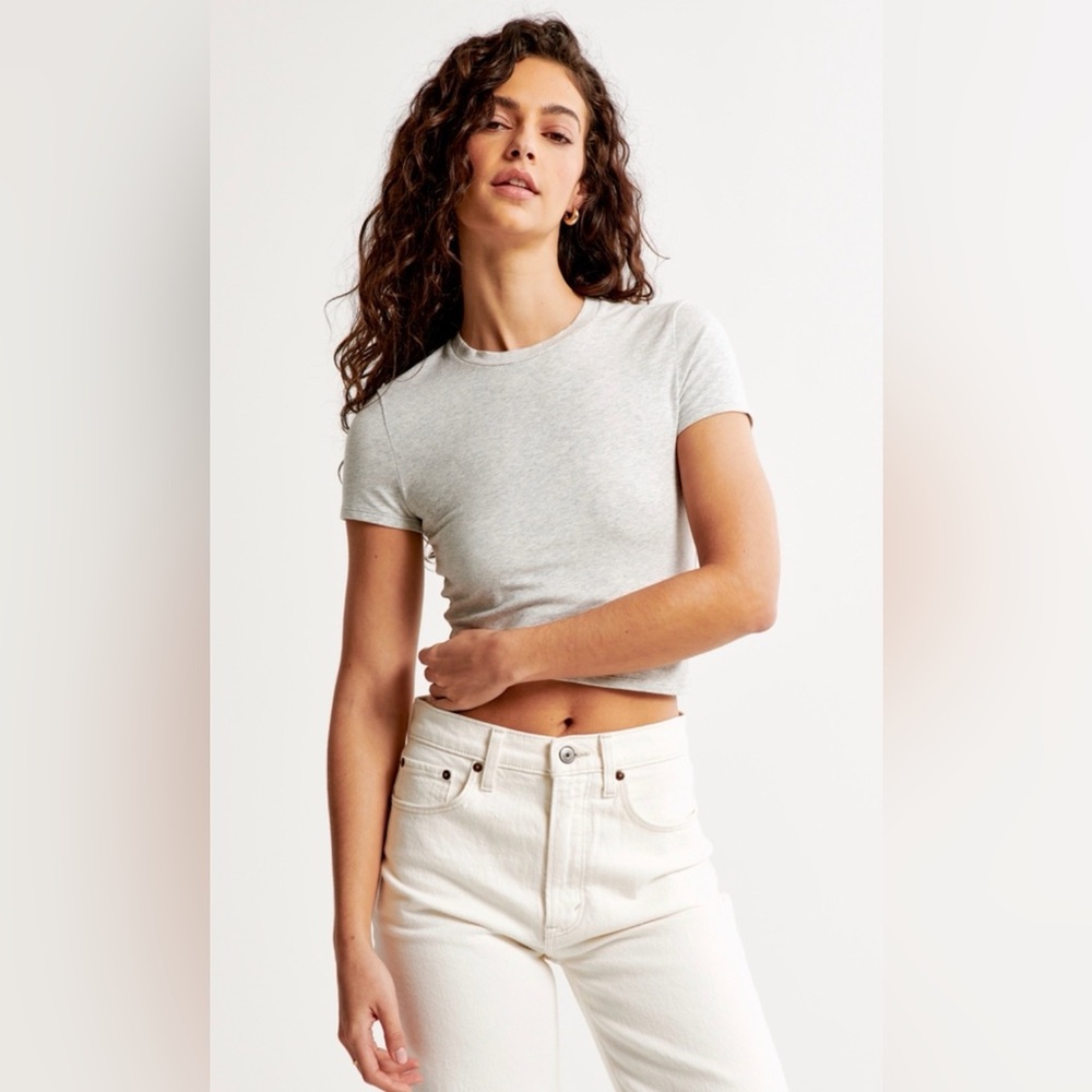 Abercrombie & Fitch Essential Baby Tee